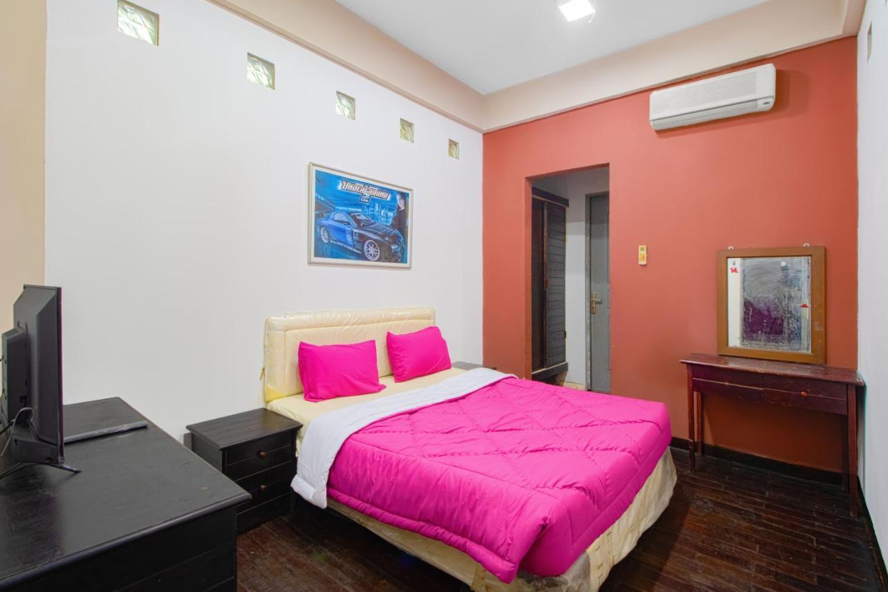 Tobana House Bintaro Hotel Jakarta Eksteriør billede