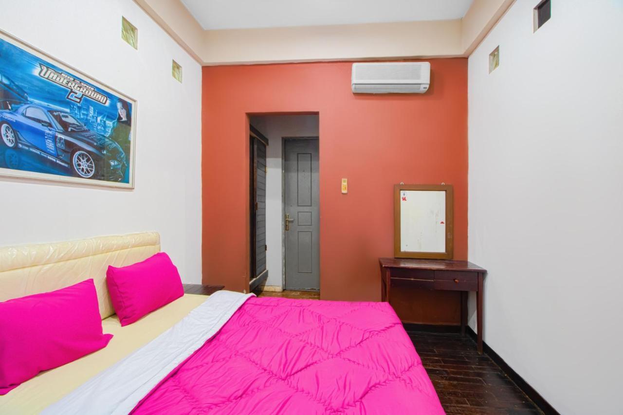 Tobana House Bintaro Hotel Jakarta Eksteriør billede