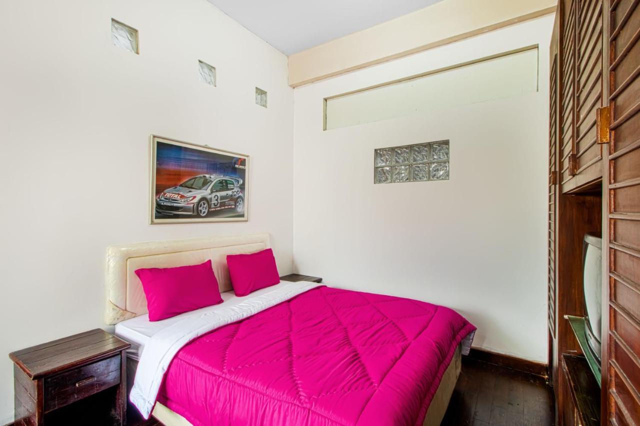 Tobana House Bintaro Hotel Jakarta Eksteriør billede
