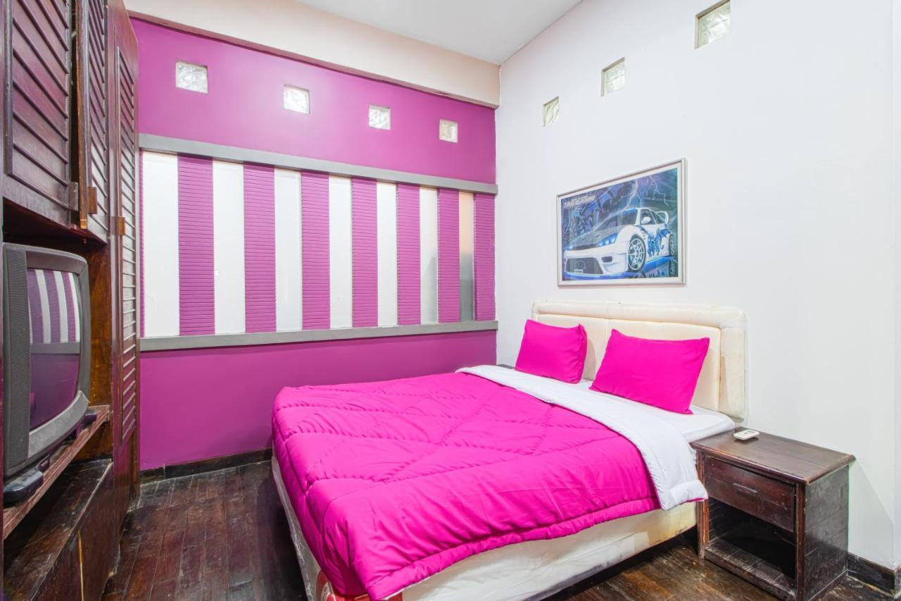 Tobana House Bintaro Hotel Jakarta Eksteriør billede