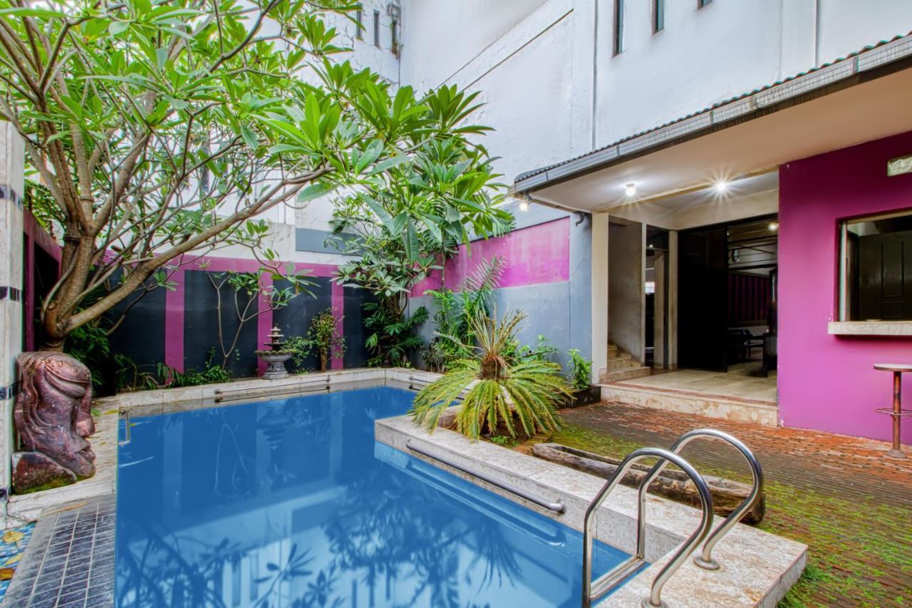 Tobana House Bintaro Hotel Jakarta Eksteriør billede